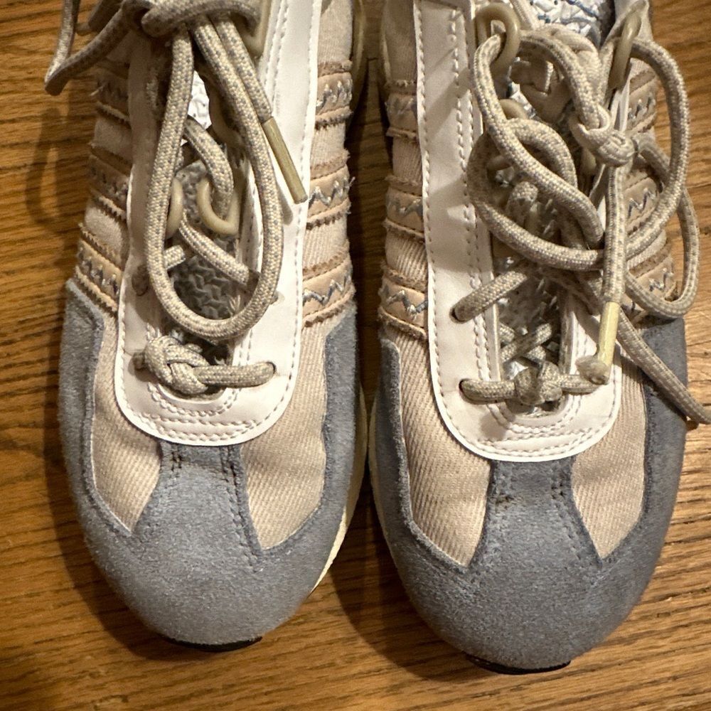 adidas Retropy E5 Violet 6W Women’s Sneaker - Picture 2 of 10